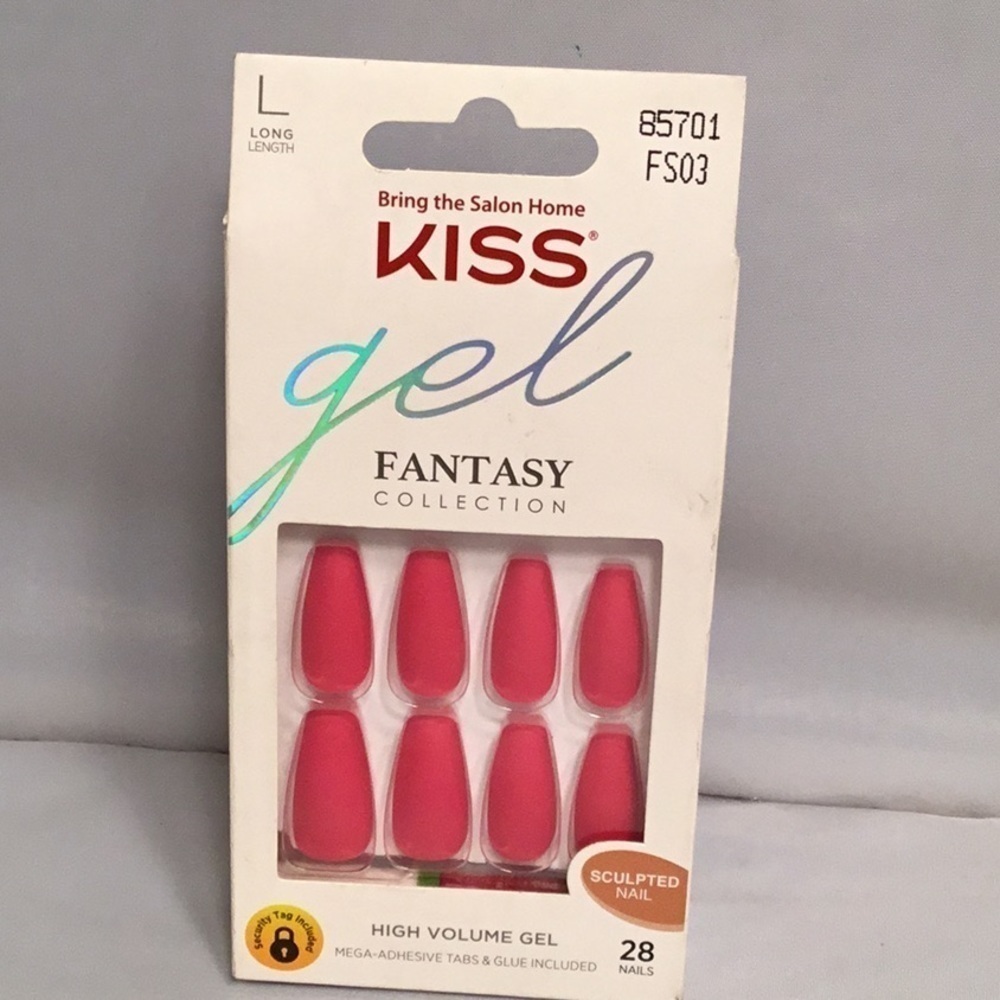KISS GEL FANTASY FAKE NAIL PINKISH COLLECTION
